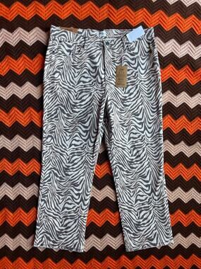 NWT Kensie High-Rise Jeans Brown and White Zebra Print Jeans sz 14 x 32
